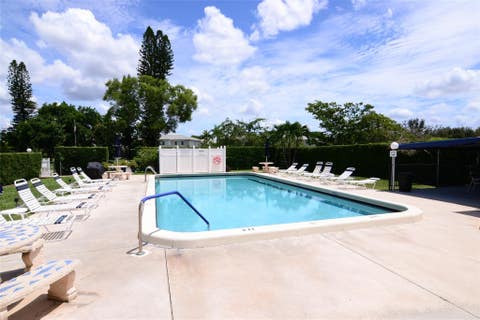 Tiny photo for 3575 Broken Woods Drive #502, Coral Springs, FL 33065 (MLS # F10515507)