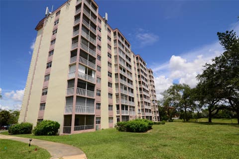 Tiny photo for 3575 Broken Woods Drive #502, Coral Springs, FL 33065 (MLS # F10515507)
