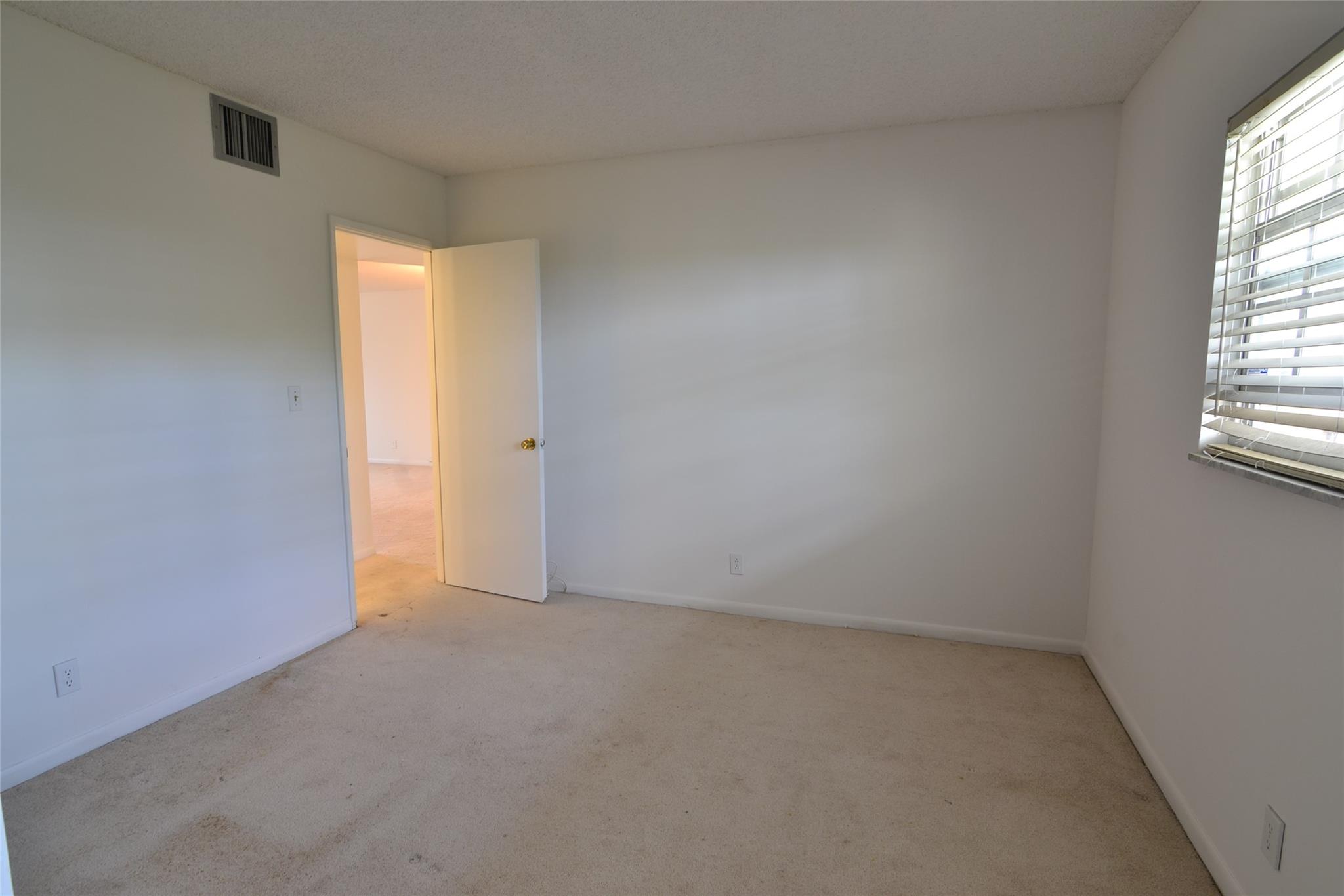 BRIARWOOD - Residential