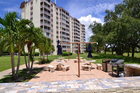 Tiny photo for 3575 Broken Woods Drive #502, Coral Springs, FL 33065 (MLS # F10515507)