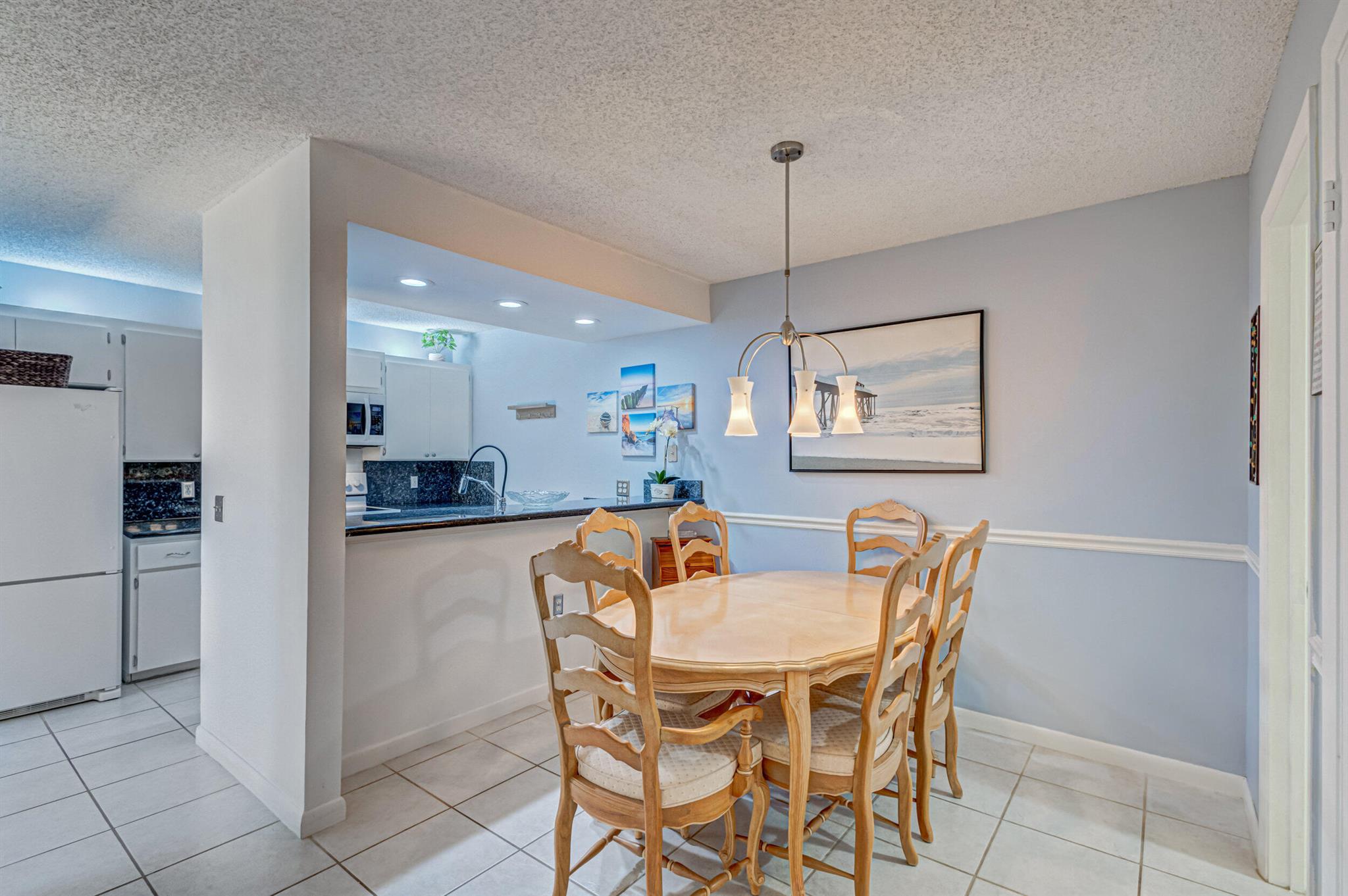 VILLAGE OF SANDALWOOD LAKES - Residential