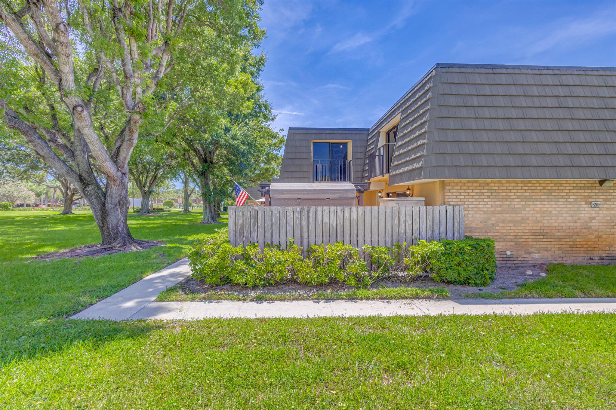 VILLAGE OF SANDALWOOD LAKES - Residential