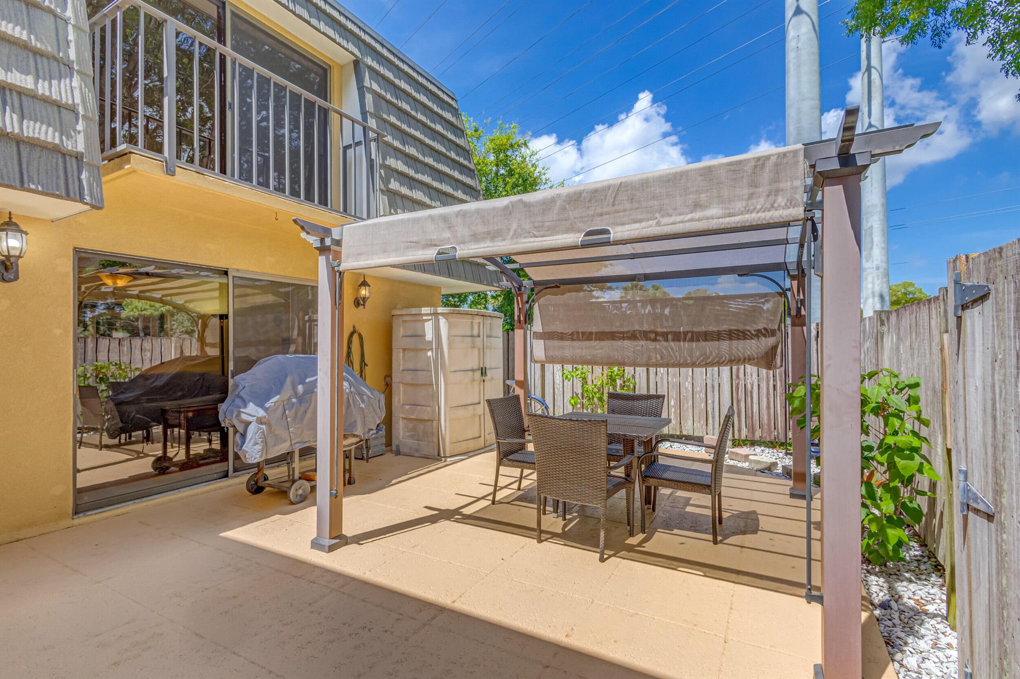 VILLAGE OF SANDALWOOD LAKES - Residential