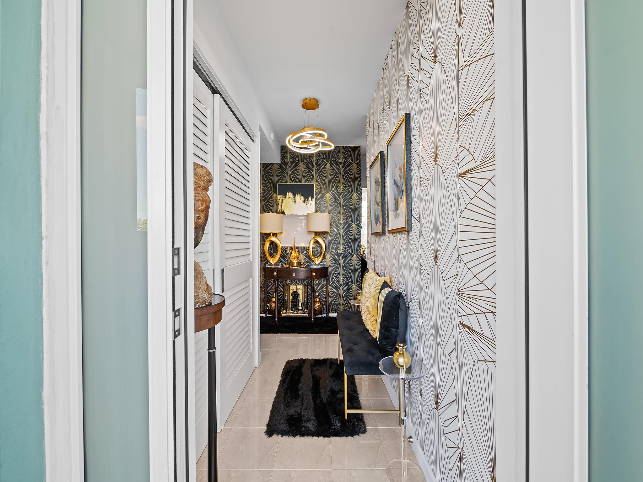 Breakwater Towers - Residential