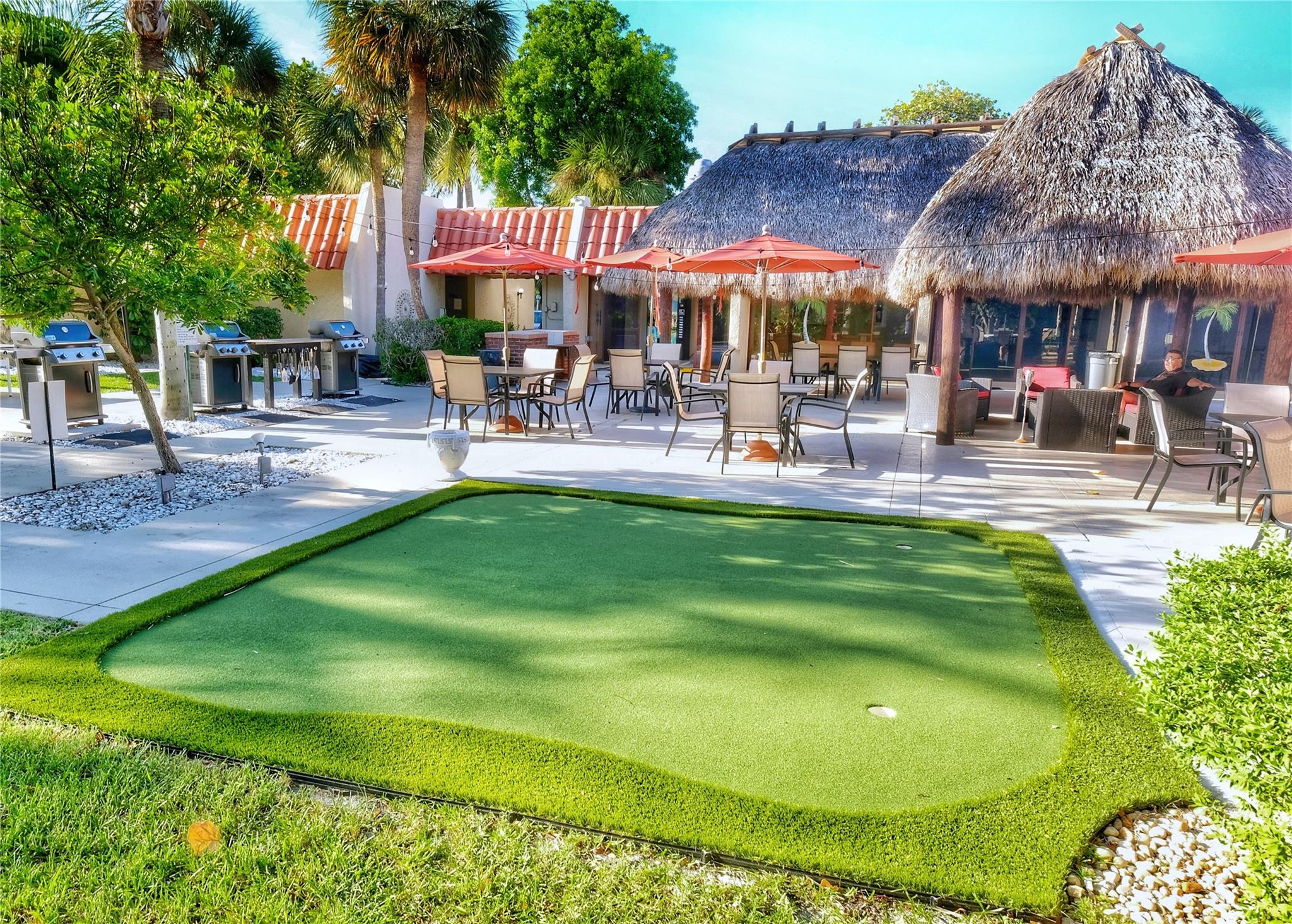 Island Club - Residential