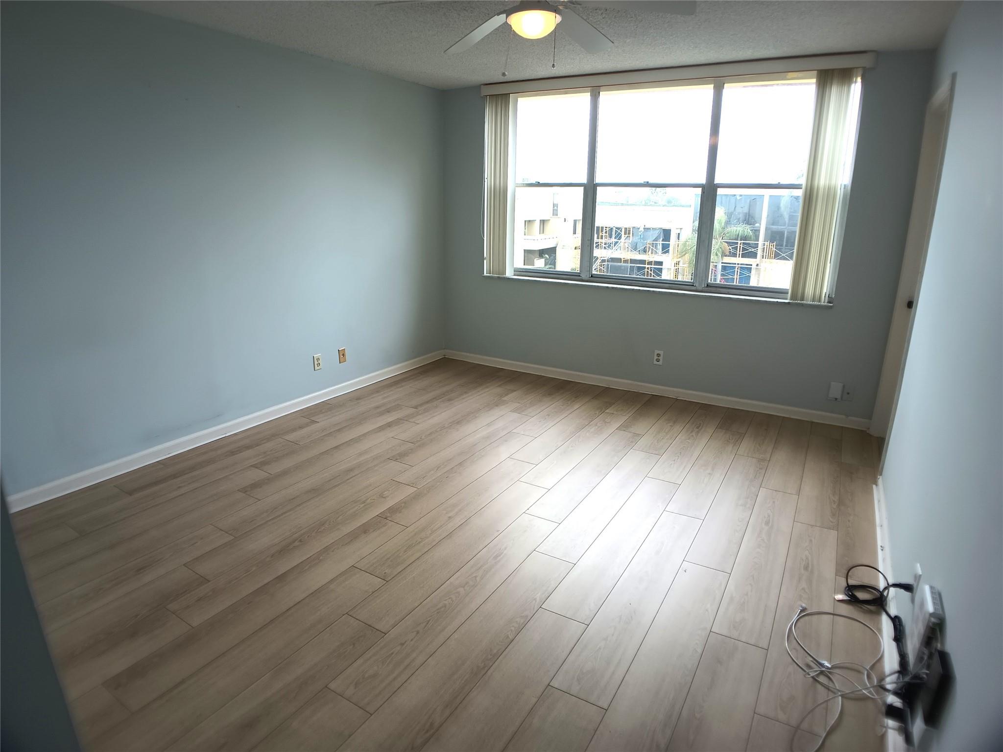 Island Club - Residential