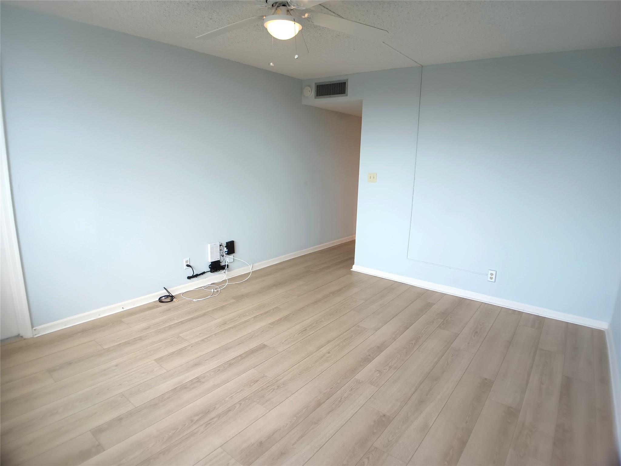 Island Club - Residential