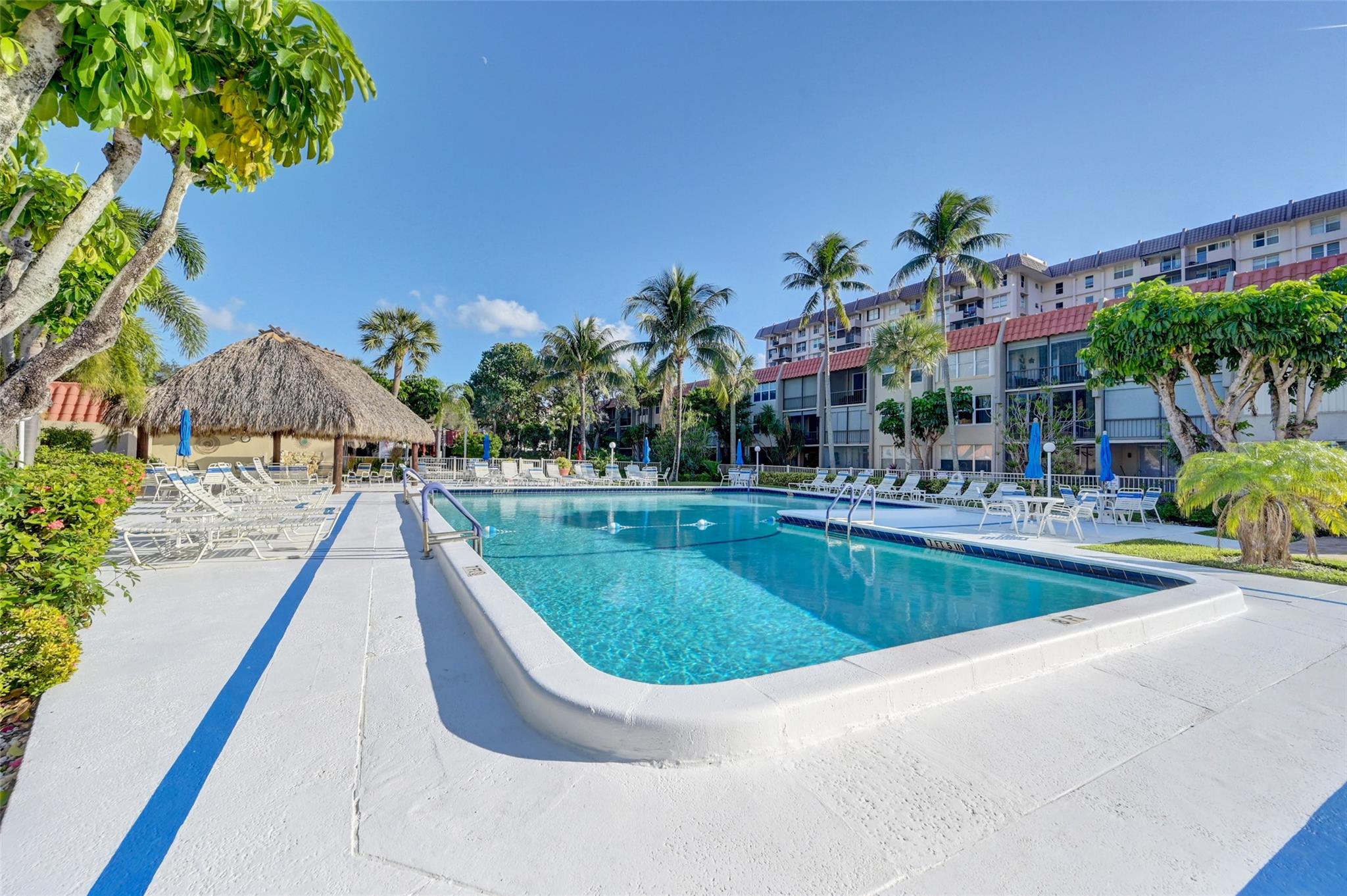 Island Club - Residential