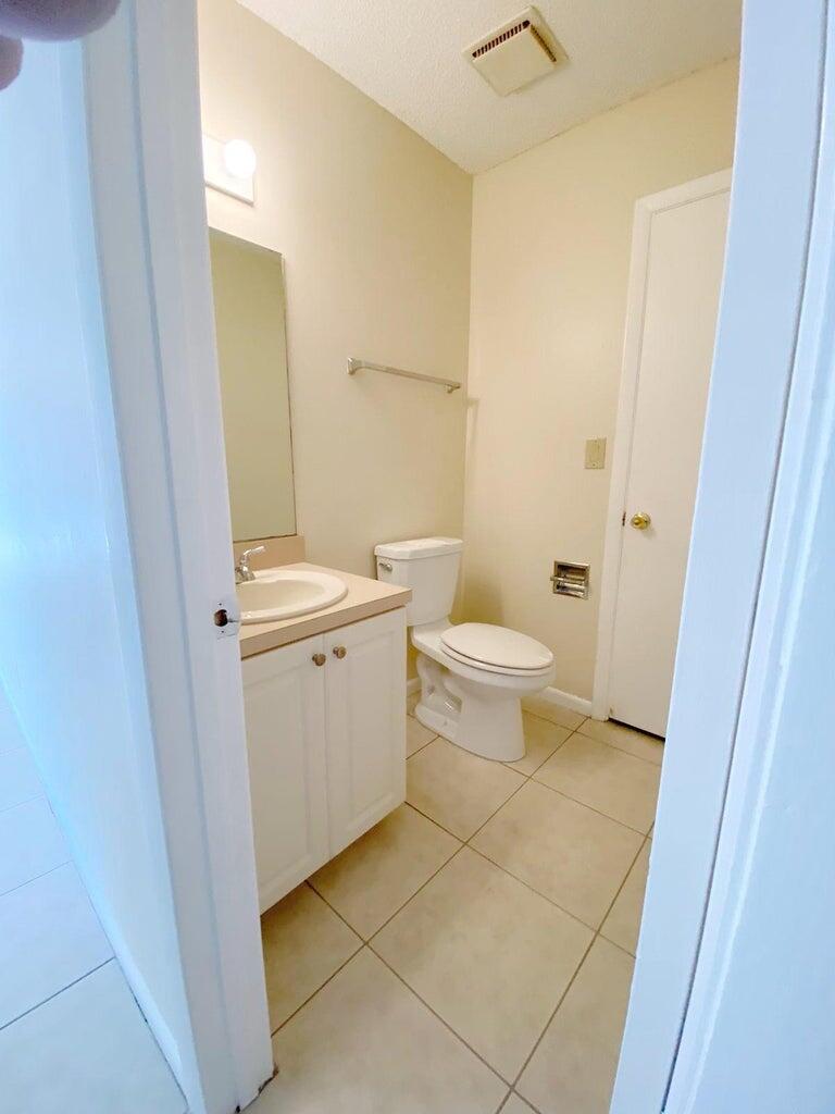 PINE TRAIL SOUTH - Residential Lease