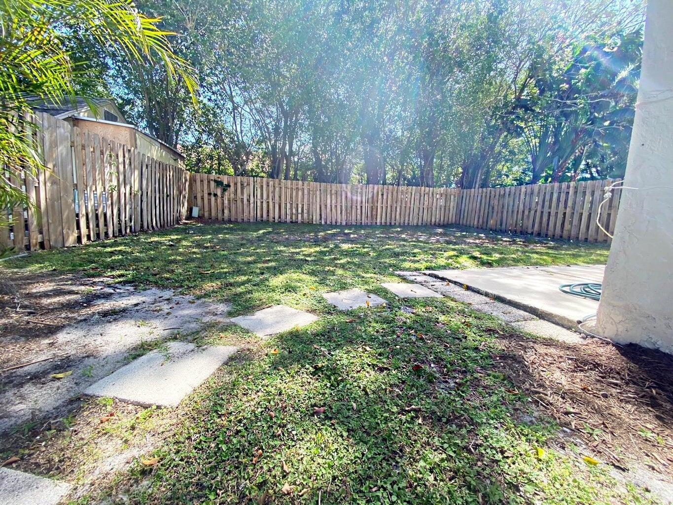 PINE TRAIL SOUTH - Residential Lease