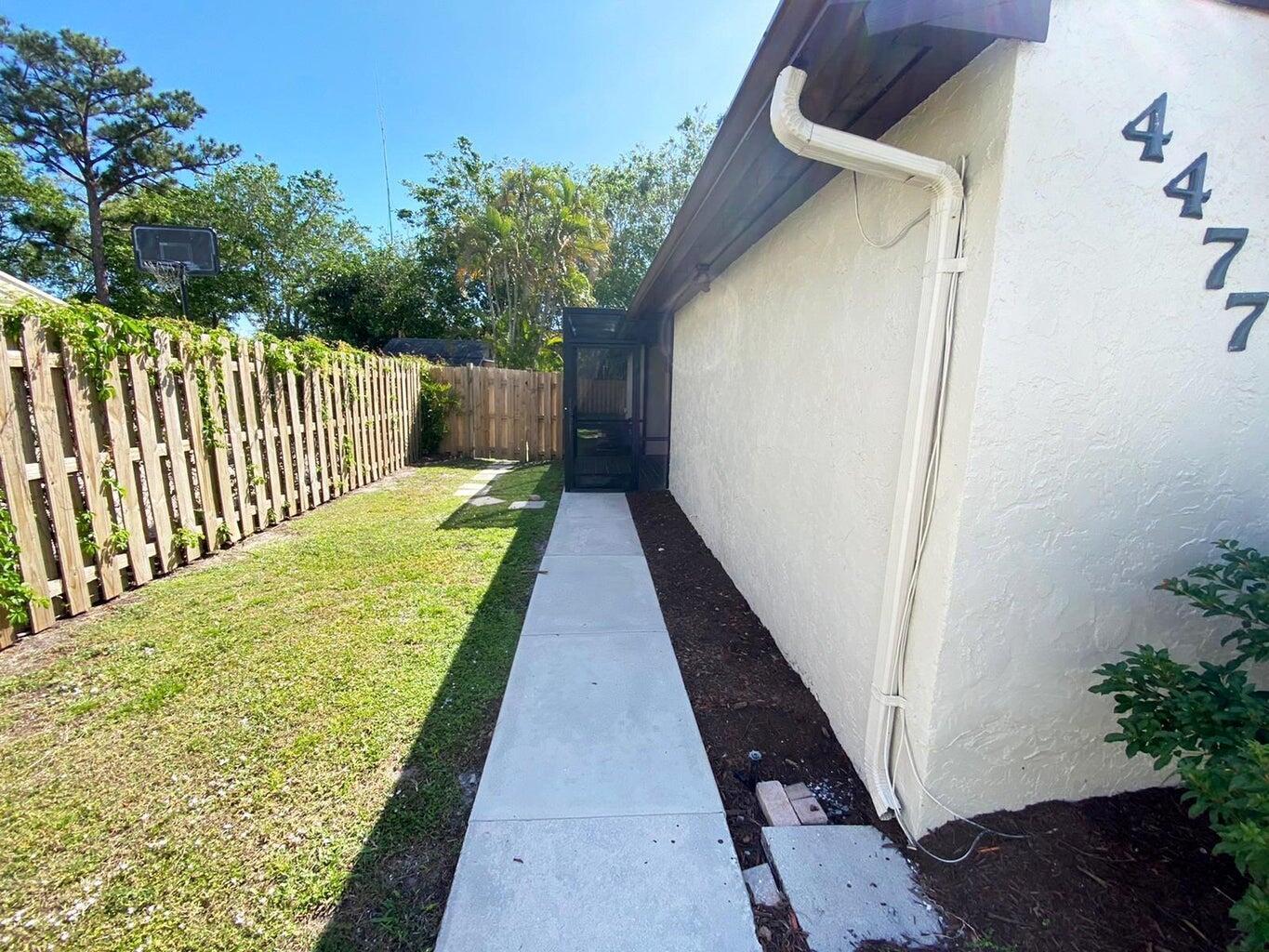 PINE TRAIL SOUTH - Residential Lease