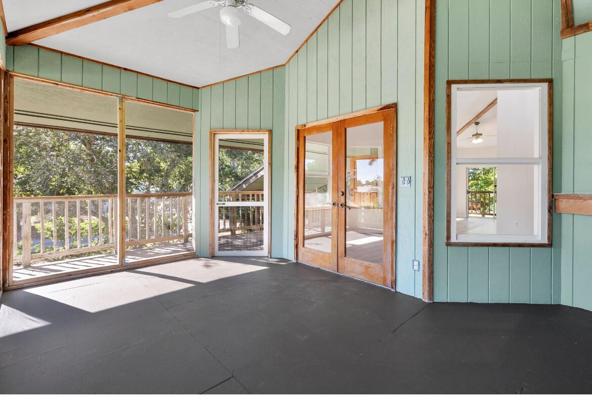 ROCKY POINT ESTATES - Residential