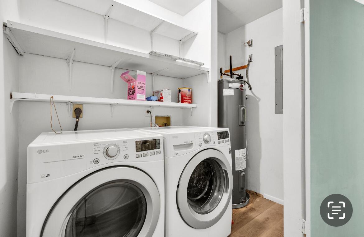 ROCKY POINT ESTATES - Residential