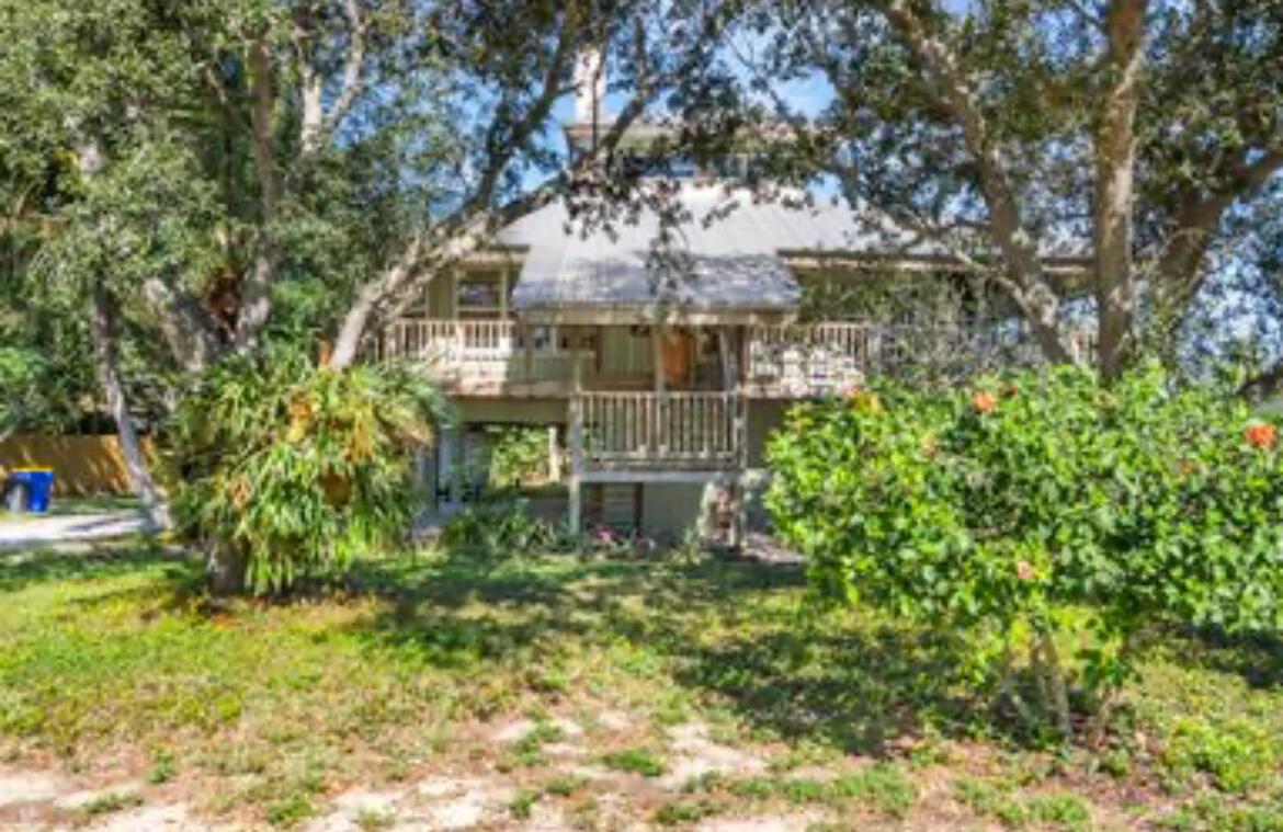 ROCKY POINT ESTATES - Residential