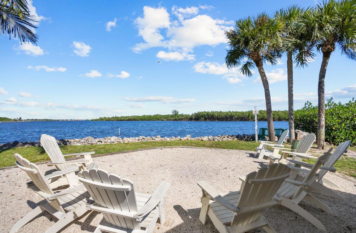 ROCKY POINT ESTATES - Residential