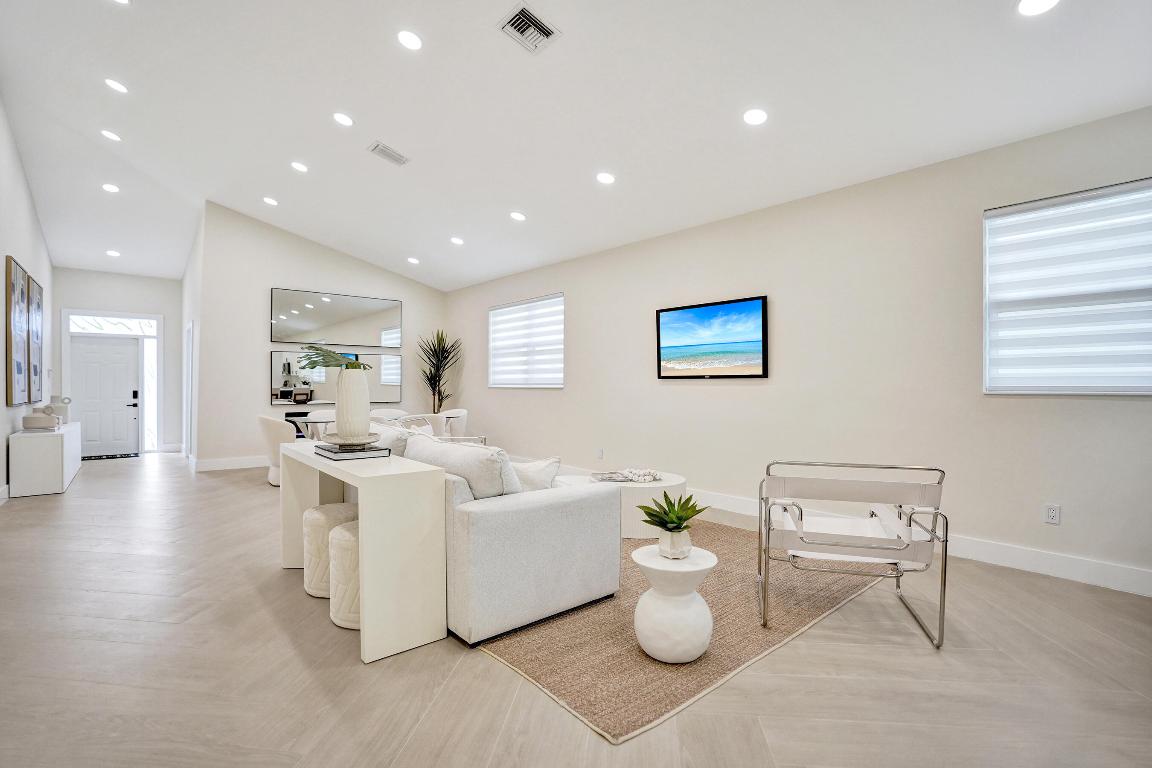 POLO TRACE 2 1 - Residential