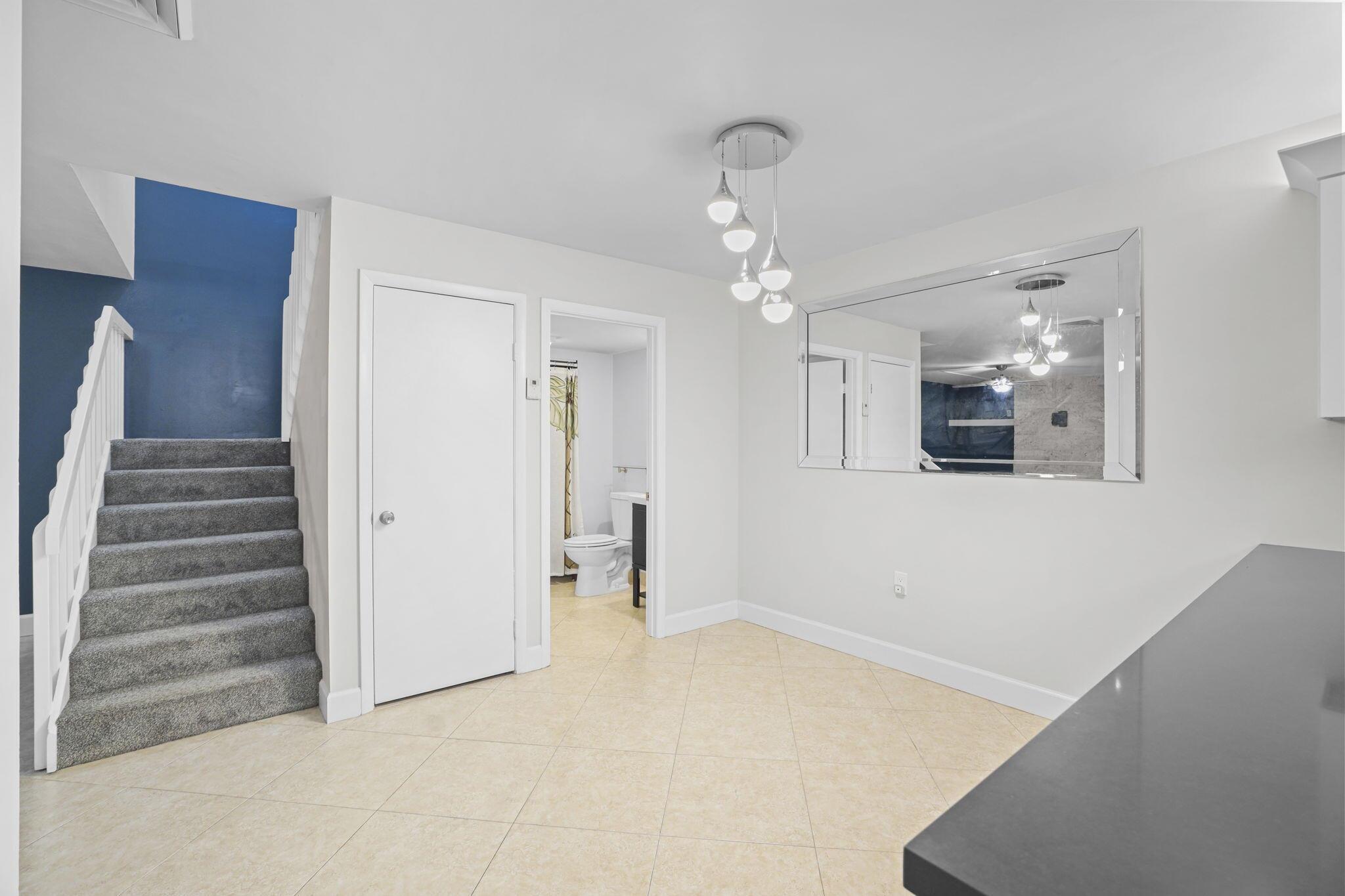 GARDEN LAKES AND GARDEN S - Residential