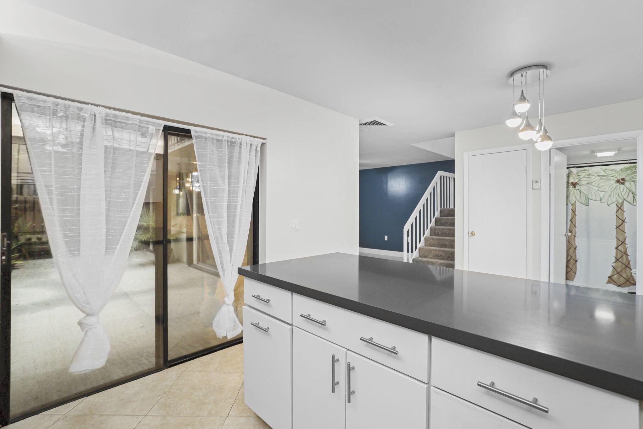 GARDEN LAKES AND GARDEN S - Residential