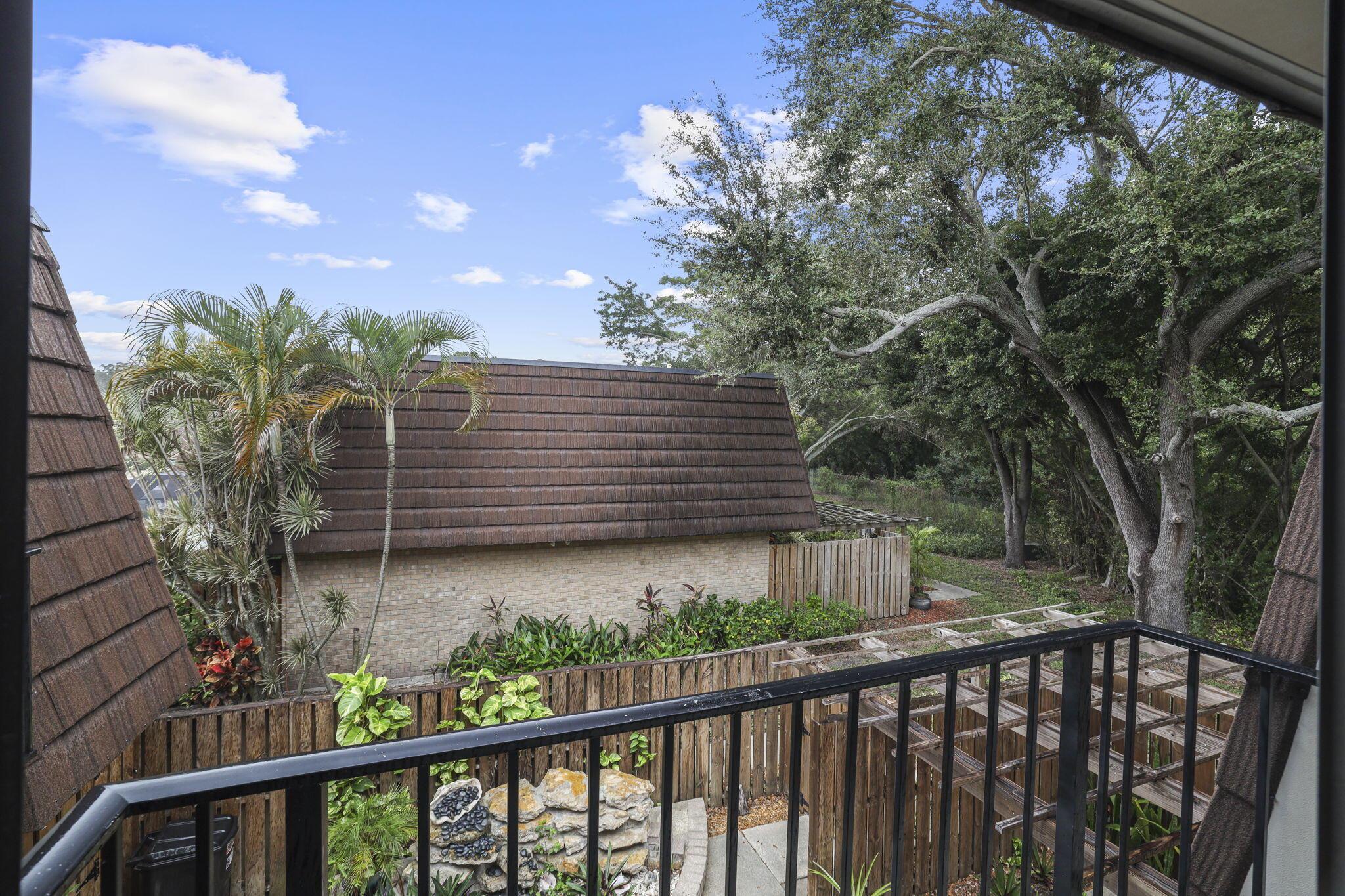 GARDEN LAKES AND GARDEN S - Residential