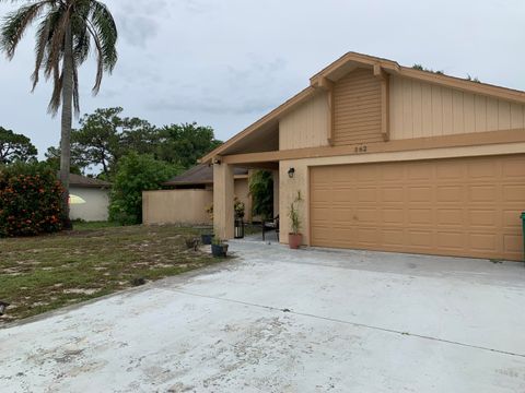 A home in Port St Lucie