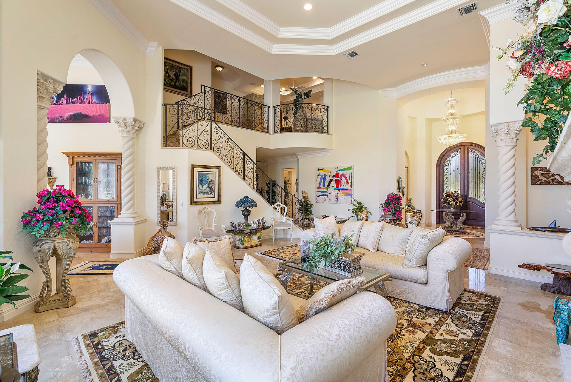 ROYAL PALM YACHT & COUNTRY CLUB - Residential