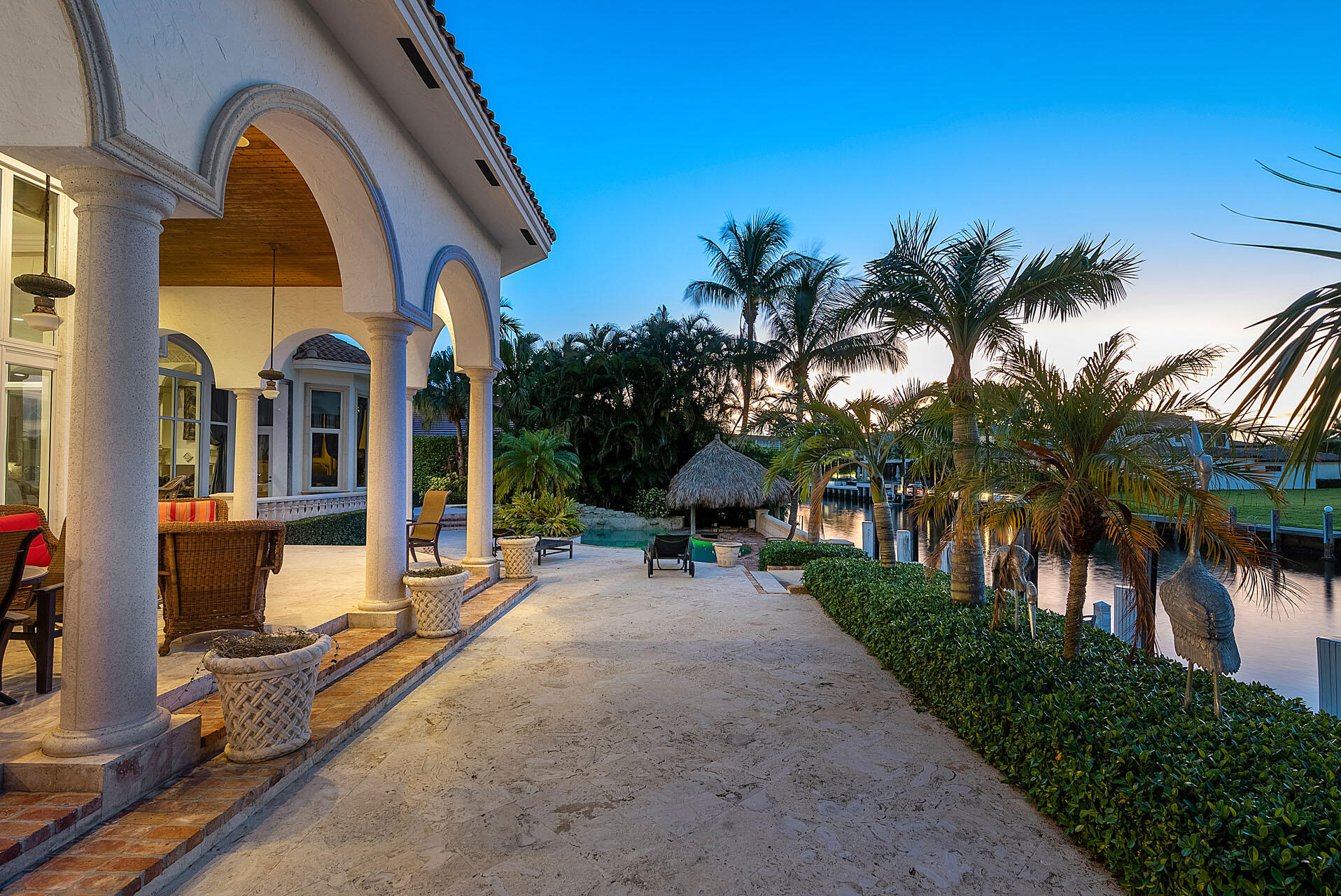 ROYAL PALM YACHT & COUNTRY CLUB - Residential