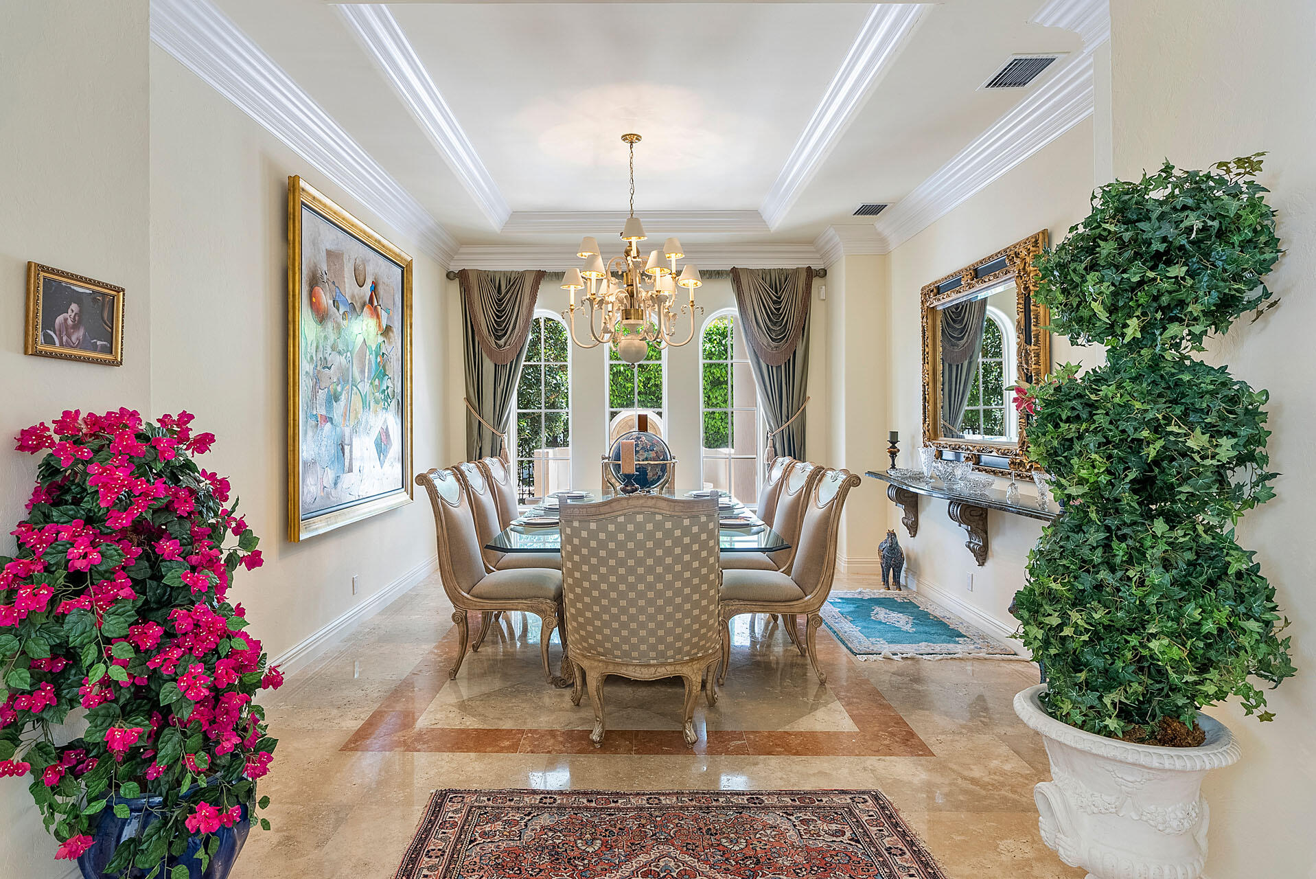 ROYAL PALM YACHT & COUNTRY CLUB - Residential