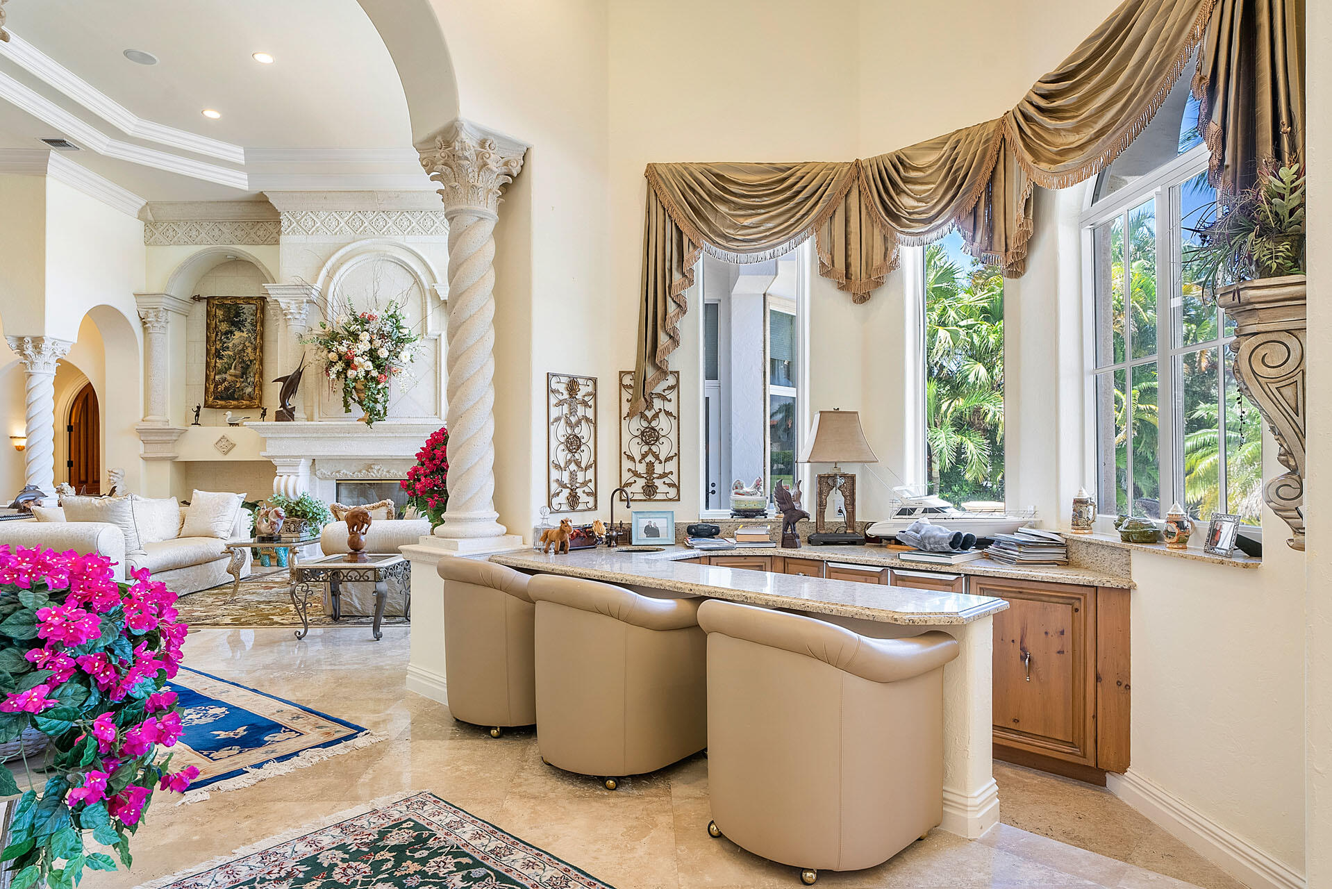 ROYAL PALM YACHT & COUNTRY CLUB - Residential