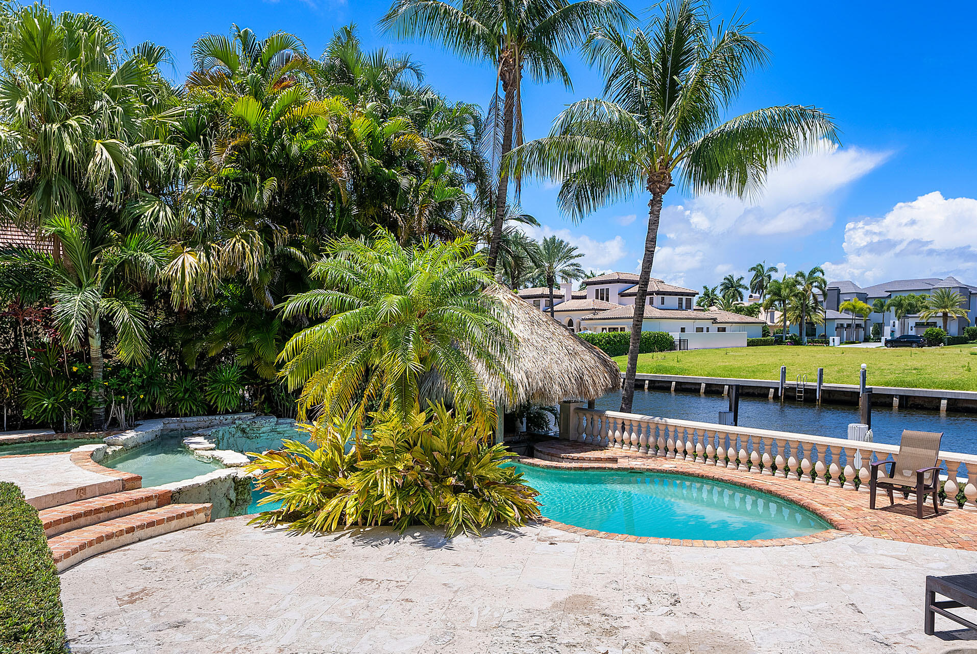 ROYAL PALM YACHT & COUNTRY CLUB - Residential