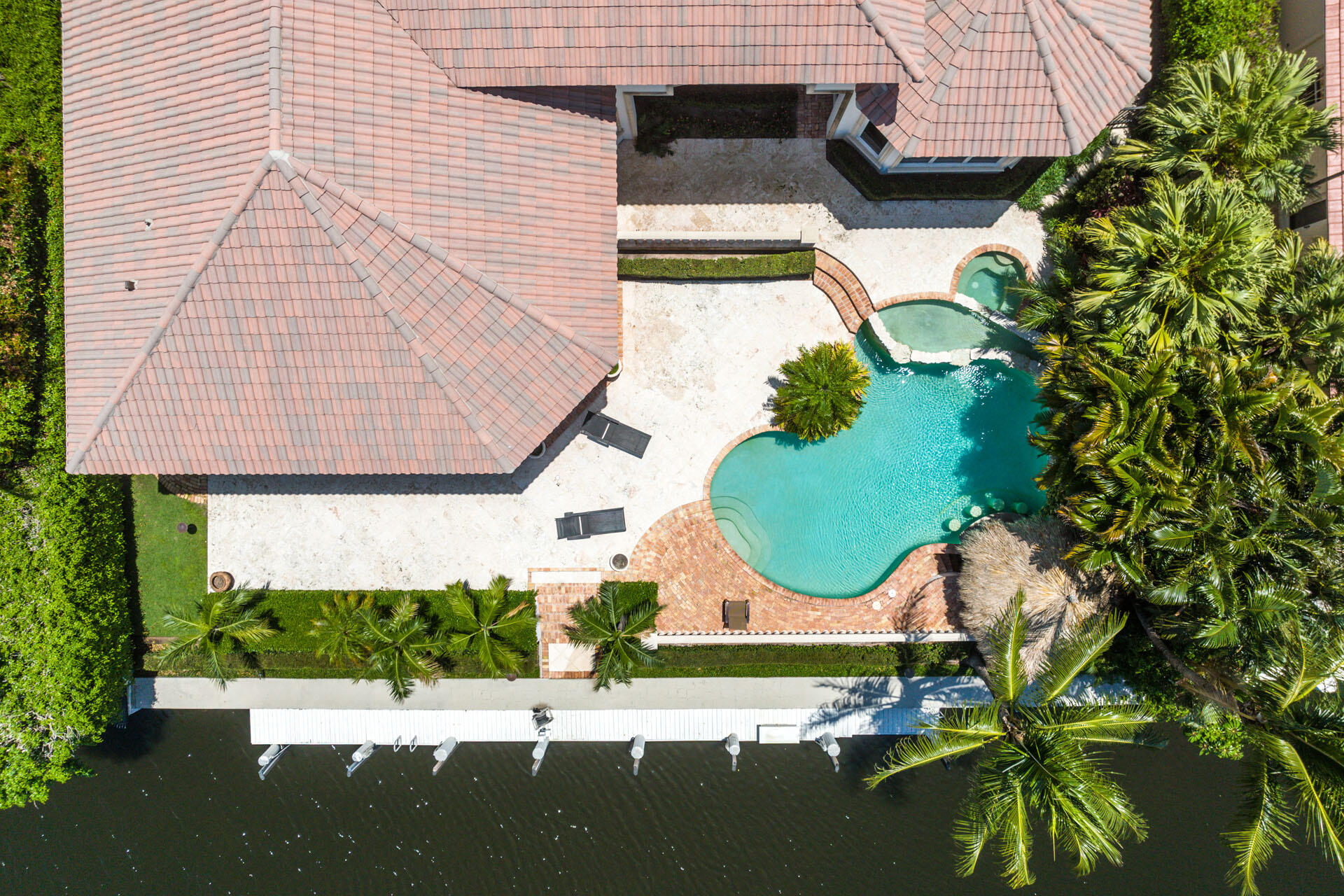 ROYAL PALM YACHT & COUNTRY CLUB - Residential