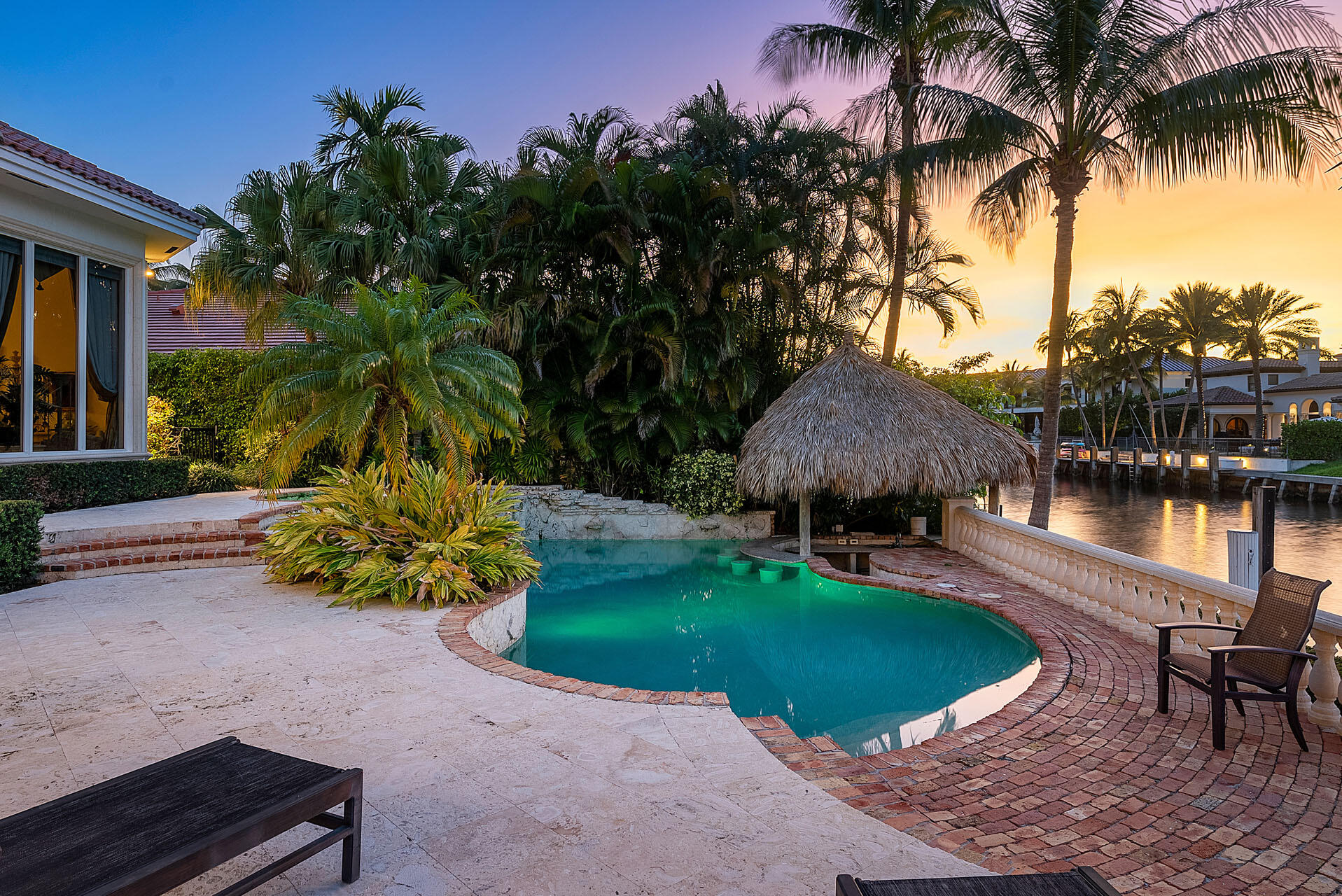 ROYAL PALM YACHT & COUNTRY CLUB - Residential