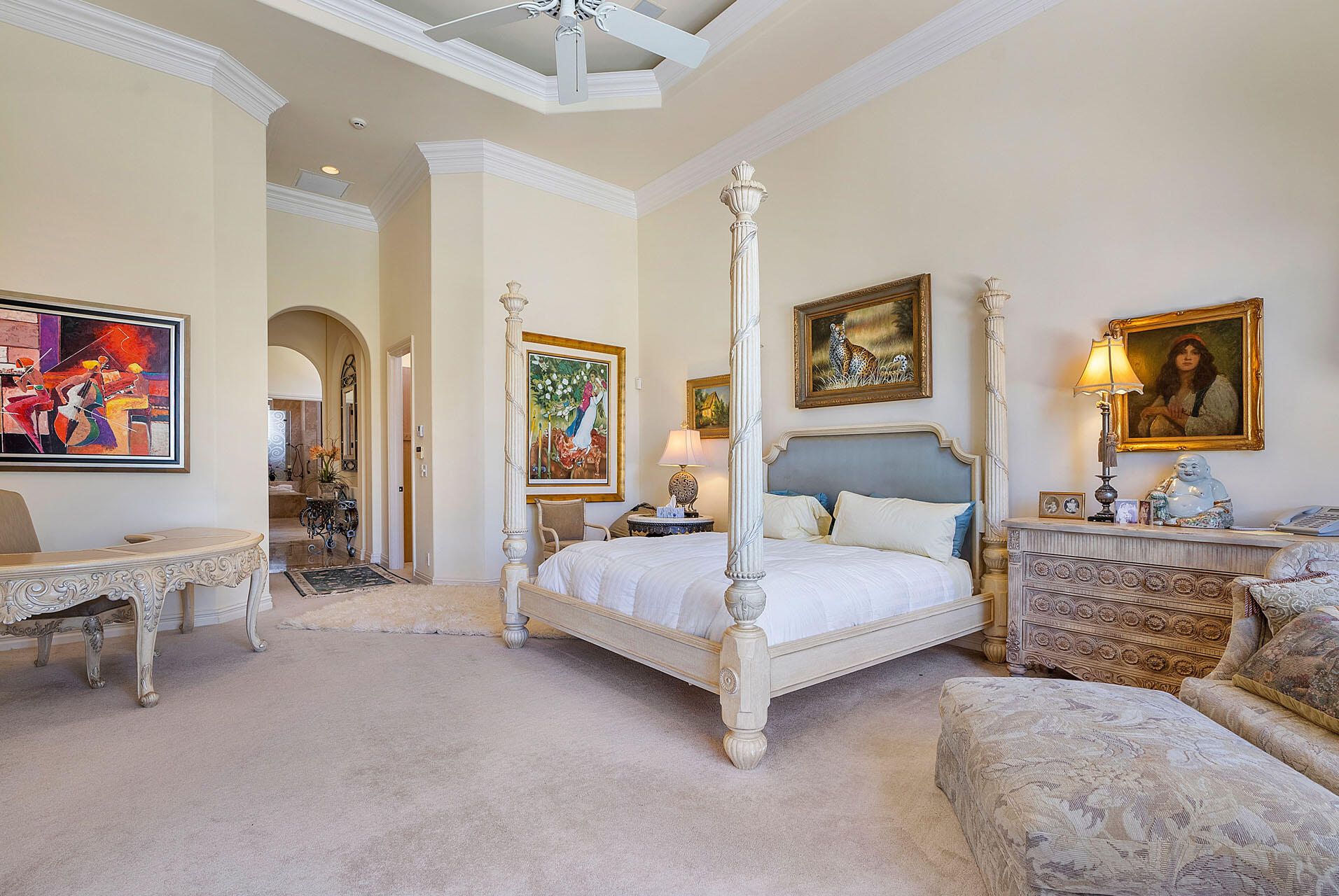 ROYAL PALM YACHT & COUNTRY CLUB - Residential