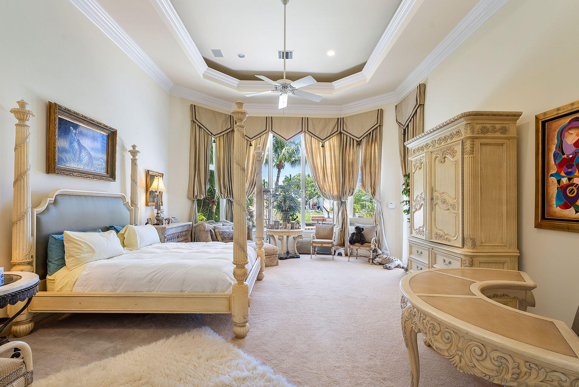 ROYAL PALM YACHT & COUNTRY CLUB - Residential