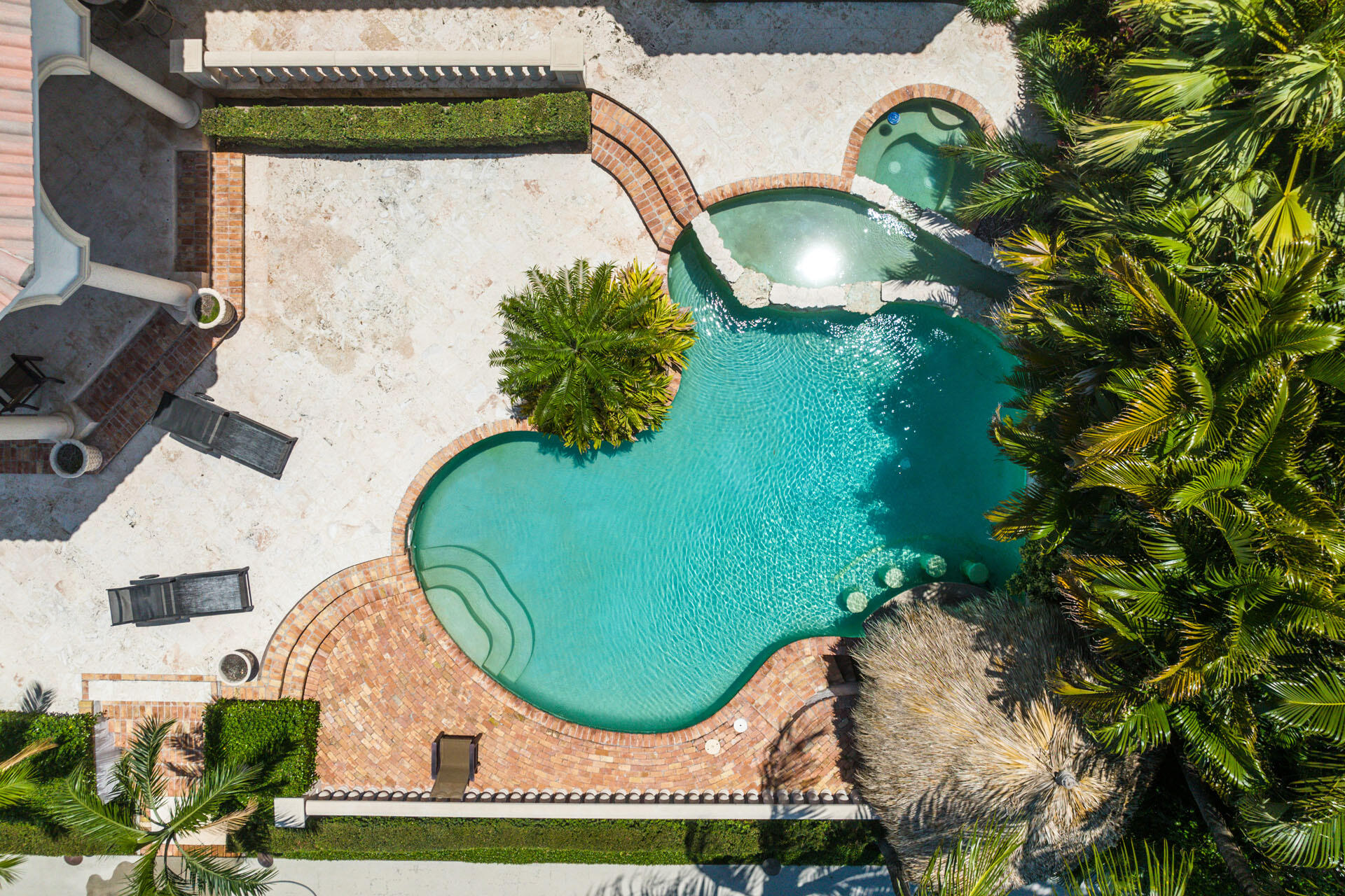 ROYAL PALM YACHT & COUNTRY CLUB - Residential