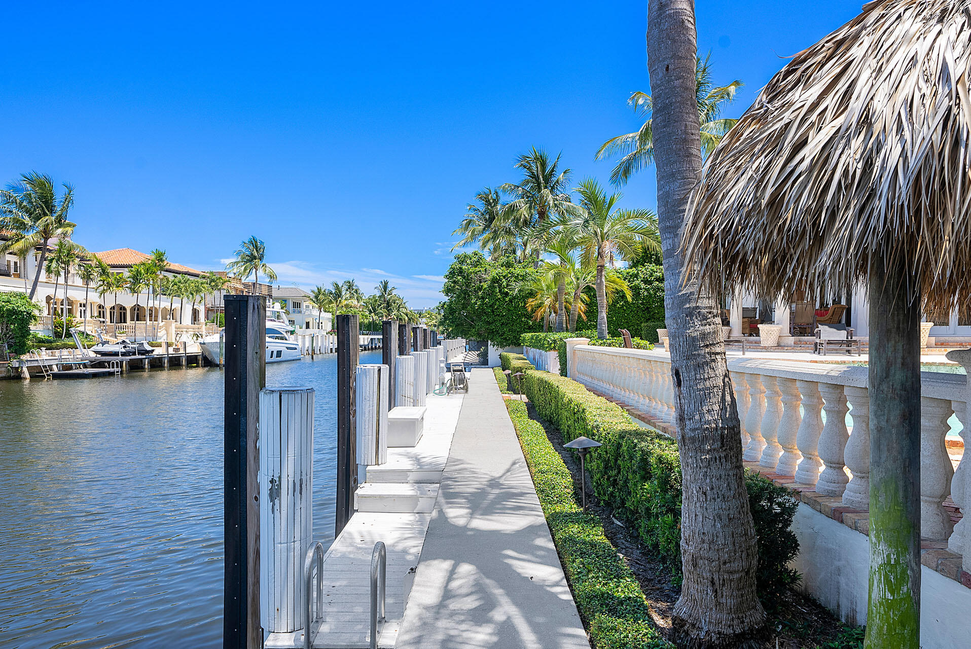 ROYAL PALM YACHT & COUNTRY CLUB - Residential