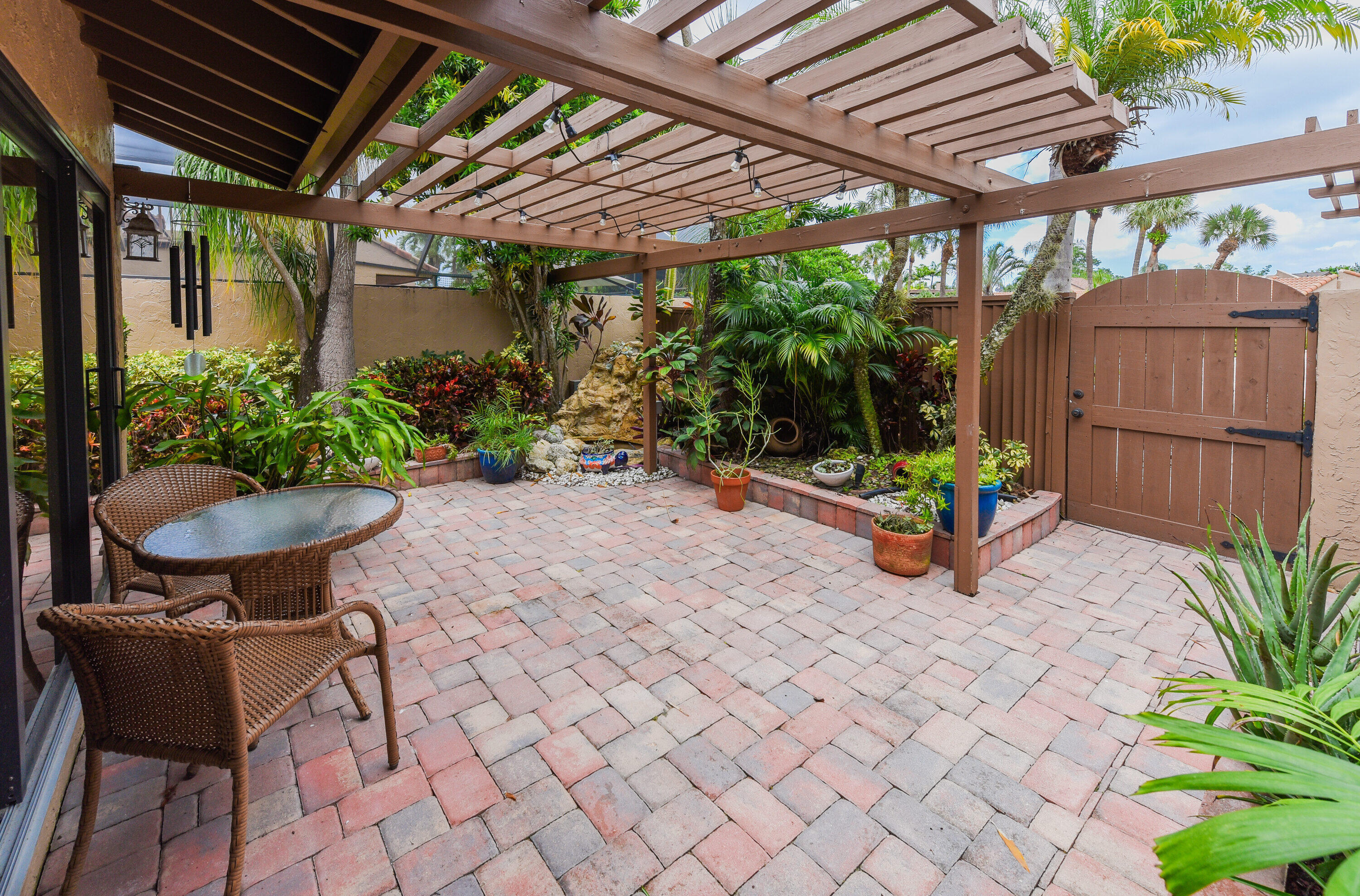 PATIOS DEL MAR II - Residential