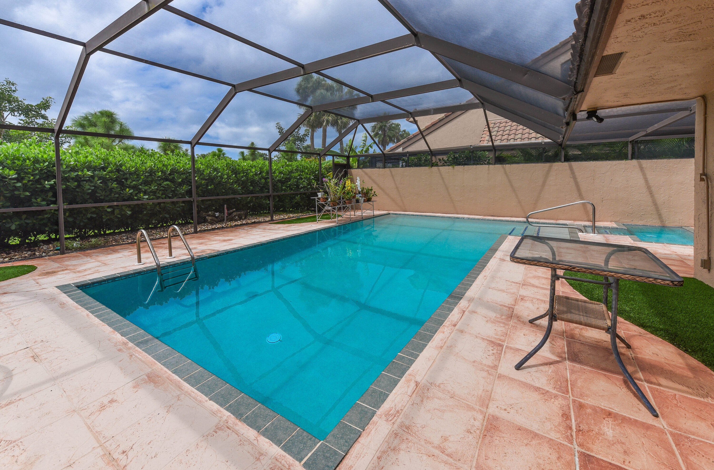 PATIOS DEL MAR II - Residential
