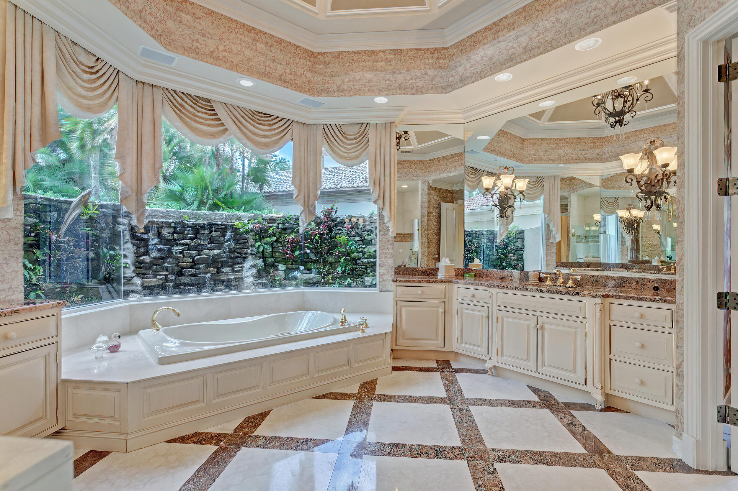 MIRASOL CAPRI - Residential