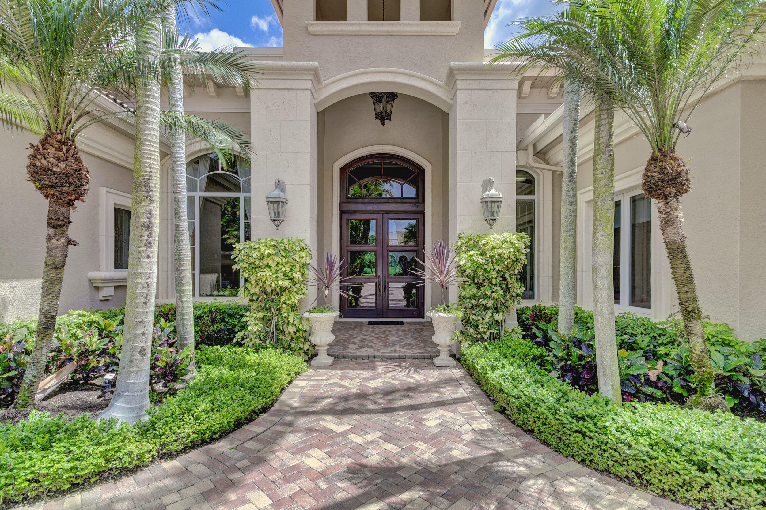 MIRASOL CAPRI - Residential