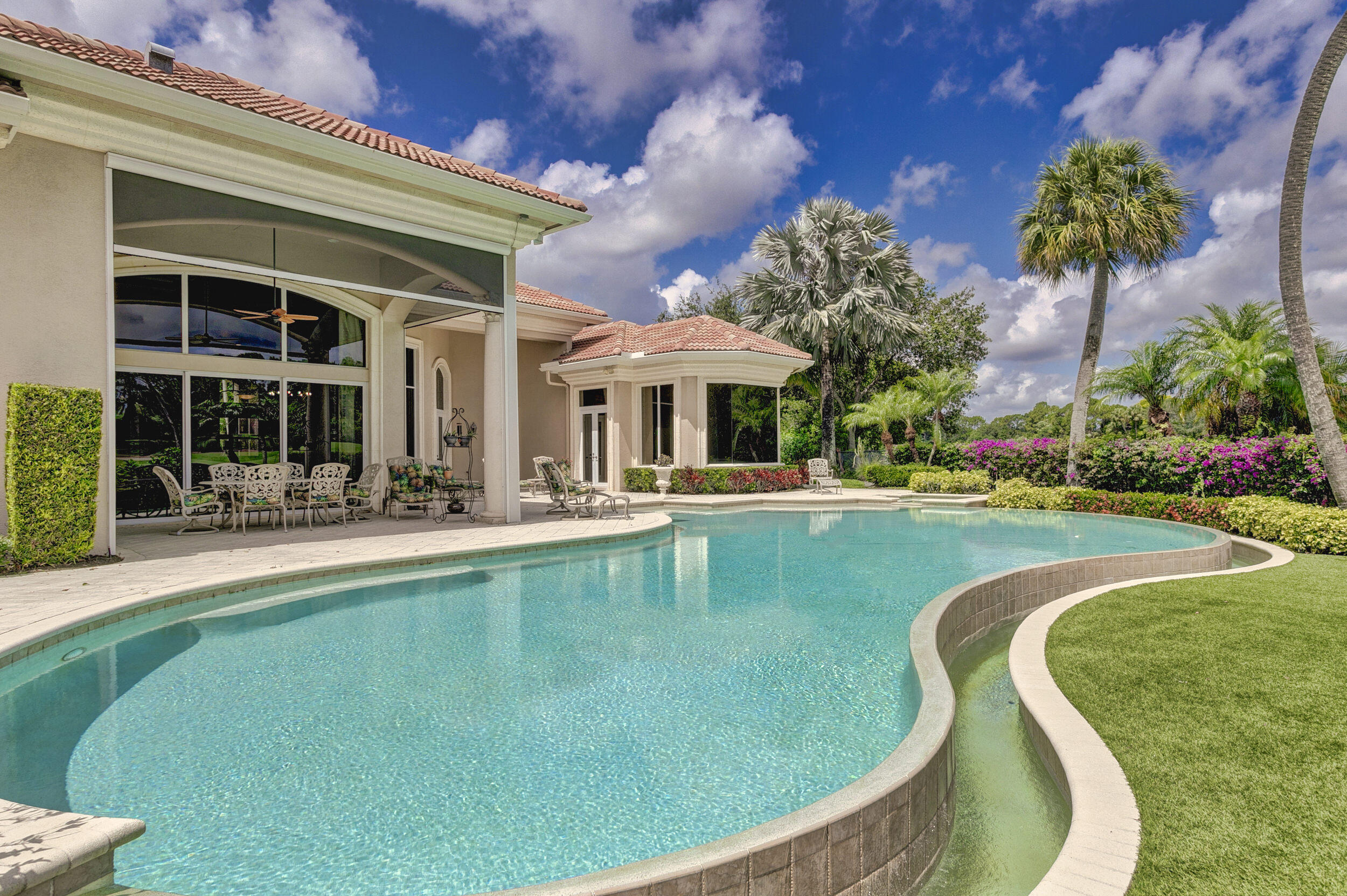 MIRASOL CAPRI - Residential