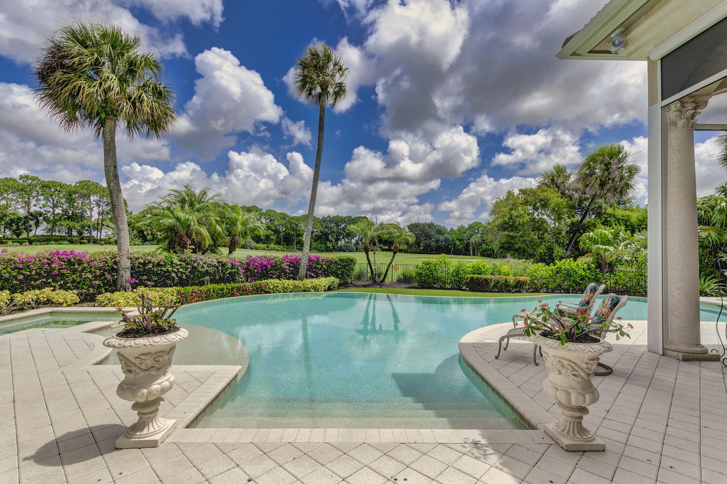 MIRASOL CAPRI - Residential