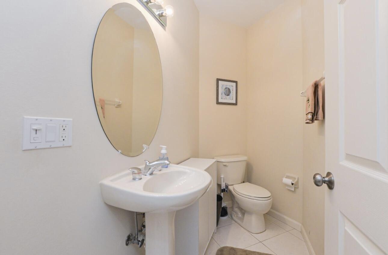 CASTLE PINES CONDOMINIUM - Residential