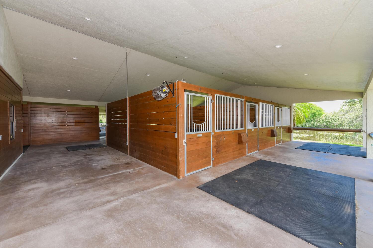 Rustic Ranches - Residential Lease