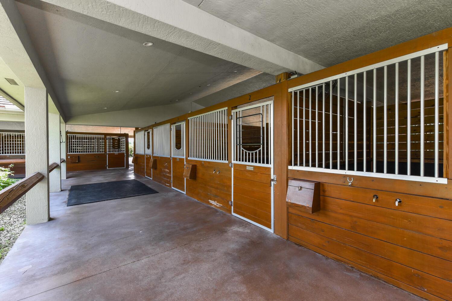 Rustic Ranches - Residential Lease