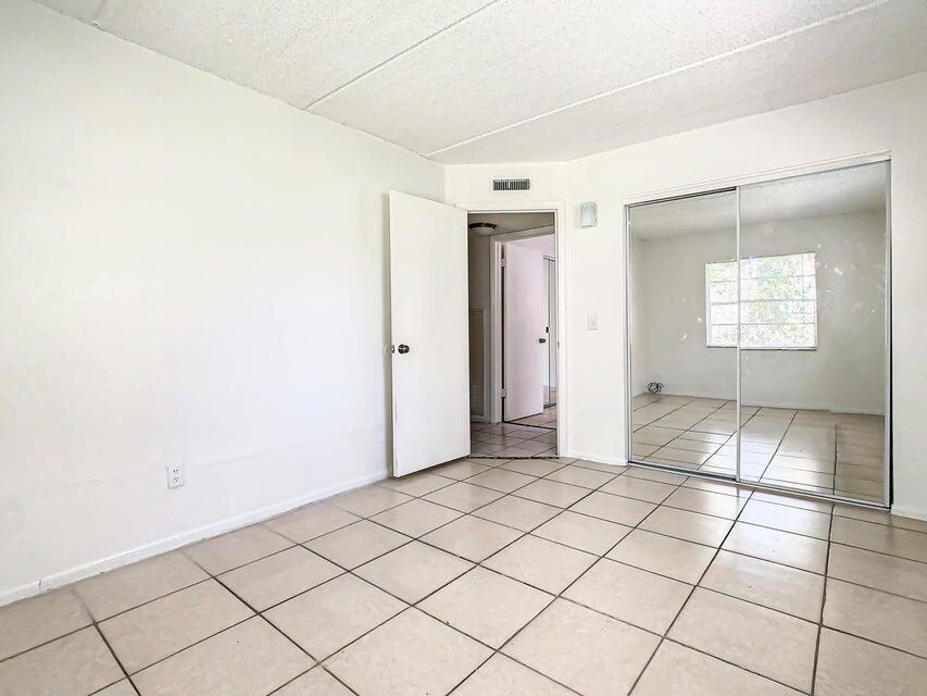 PALM GARDENS CONDO - Residential Lease