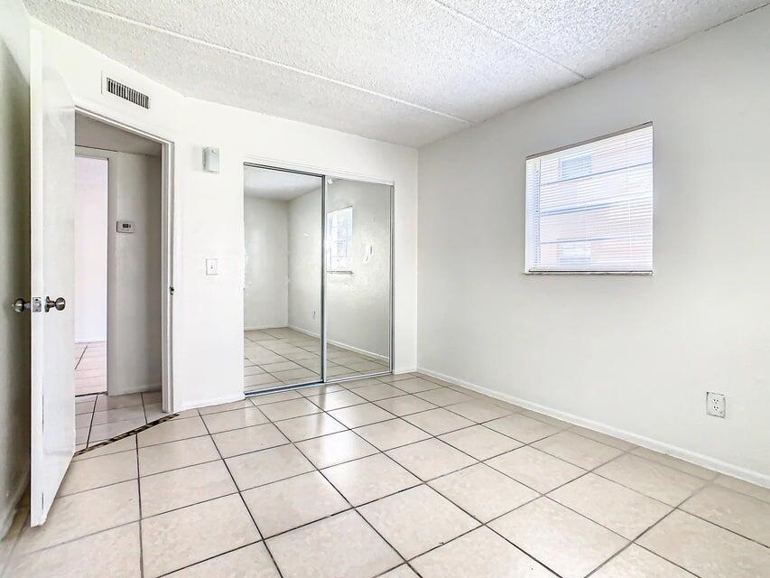 PALM GARDENS CONDO - Residential Lease