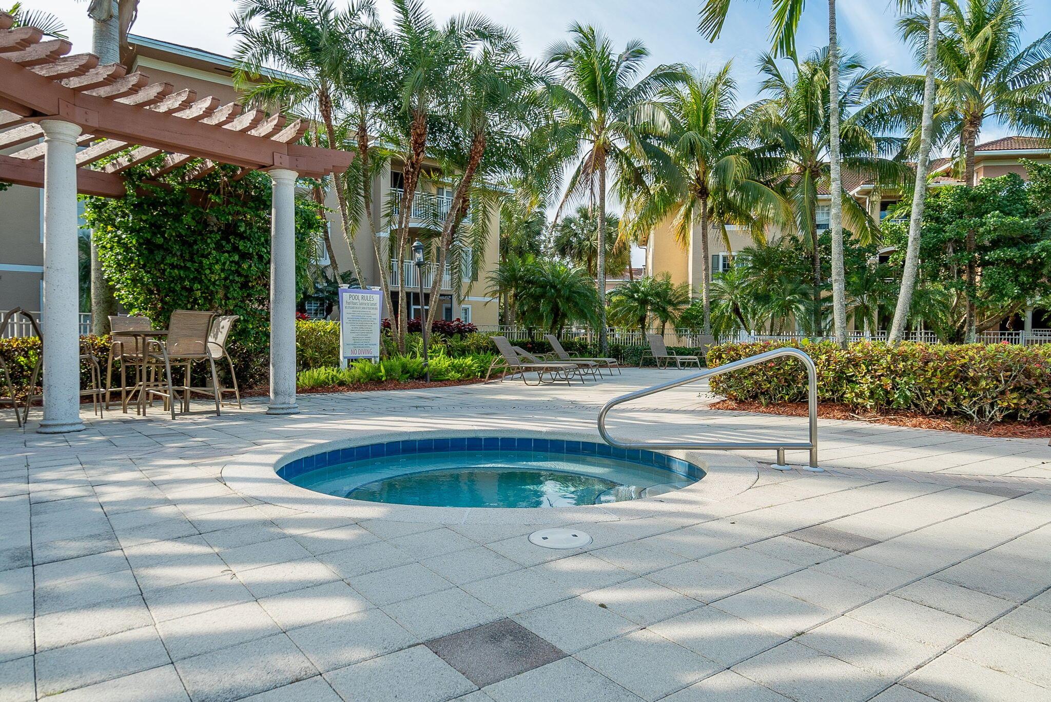 VILLAS AT EMERALD DUNES C - Residential