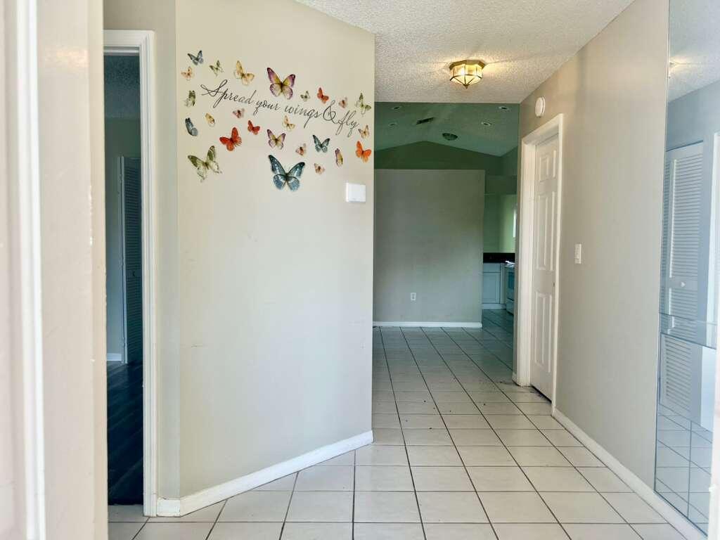2585 NW 79th Avenue