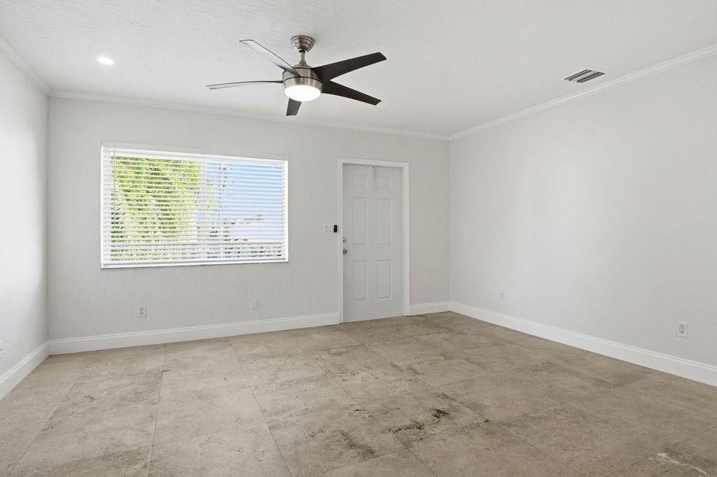 Photo of 1900 NE 46th Street #A6, Fort Lauderdale, FL 33308 (MLS # F10543476)