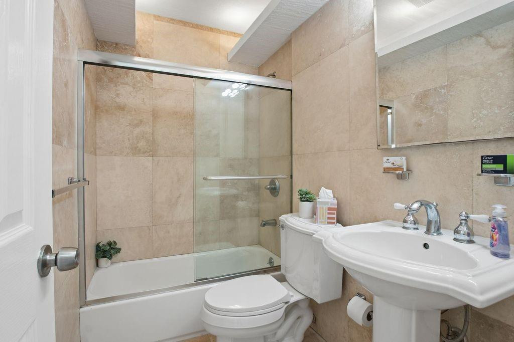 Lucaya Condo - Residential Lease